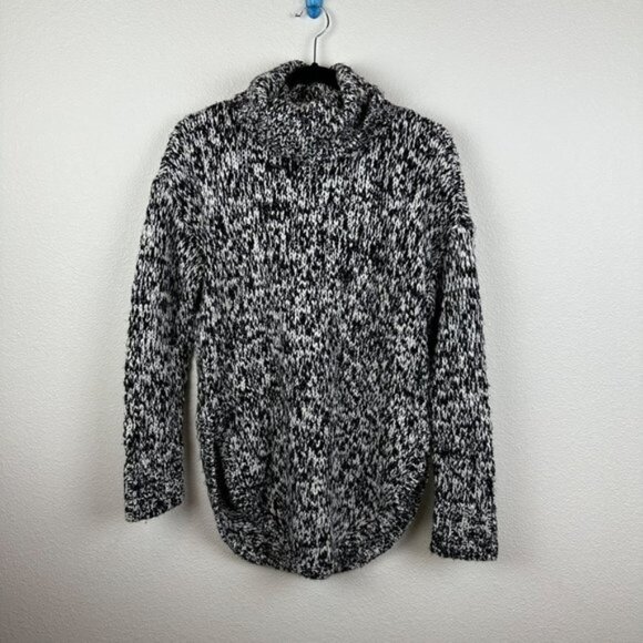 Nordstrom Treasure & Bond Turtleneck Sweater Tunic in Black Combo - Picture 9 of 13